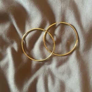 Mejuri Tube Oversized Hoops. Gold.